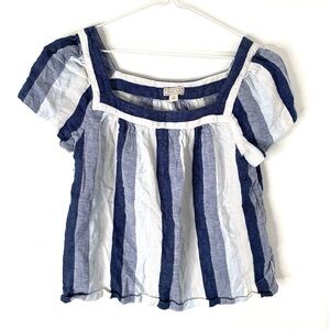 Women's Blue and White Striped Short Sleeve Top